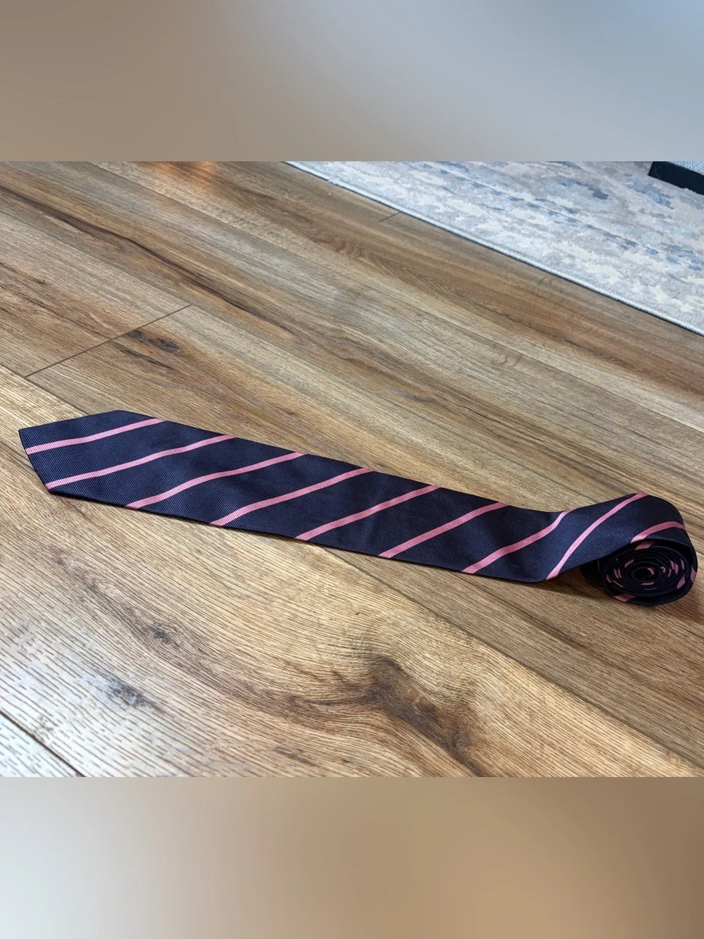 Brooks Brothers navy and pink classic striped silk repp preppy tie